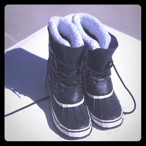 Boys Thermolight Winter Boots Size 5